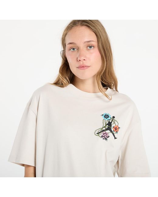Maglietta Flight Oversized Graphic T-Shirt di Nike in Gray