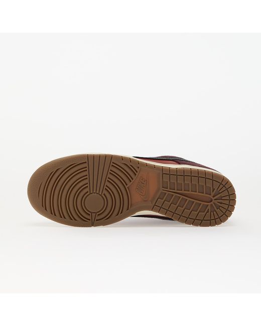 Sneakers Dunk Low Retro Se Mars Stone/ -Burgundy Crush-Coconut Milk-Gum Dk di Nike in Brown da Uomo