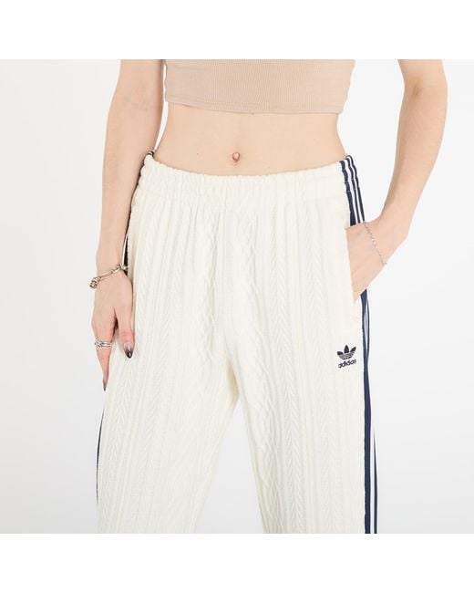 Pantalons adidas knit classic track pants xs Adidas Originals en coloris Natural