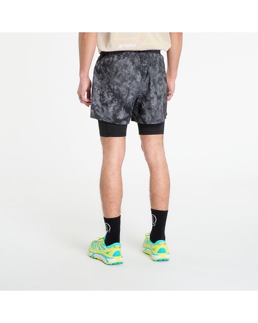 Adidas Originals Korte Broek Adidas Own The Run Spray Dye 2-In-1 Short Four in het Blue voor heren