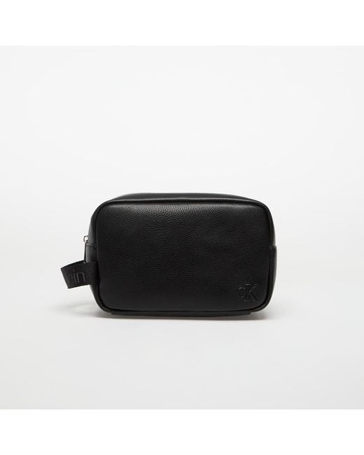 Cargo Dopp Kit di Calvin Klein in Black