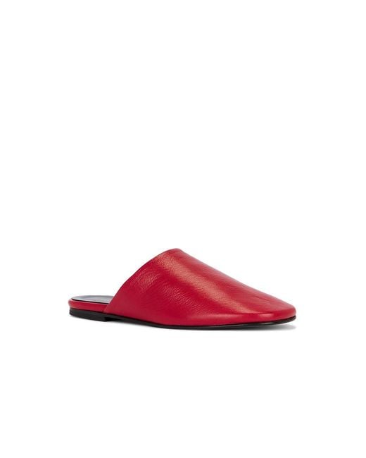 Jude Red Floor Slide