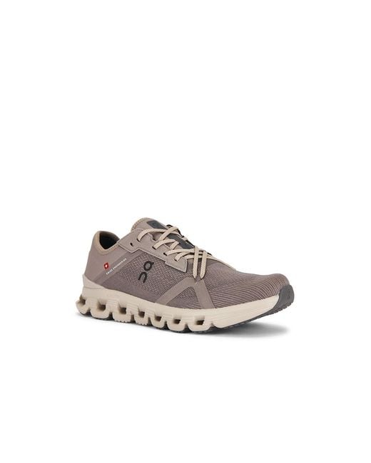 On Shoes Brown Cloud X 4 Ad for men