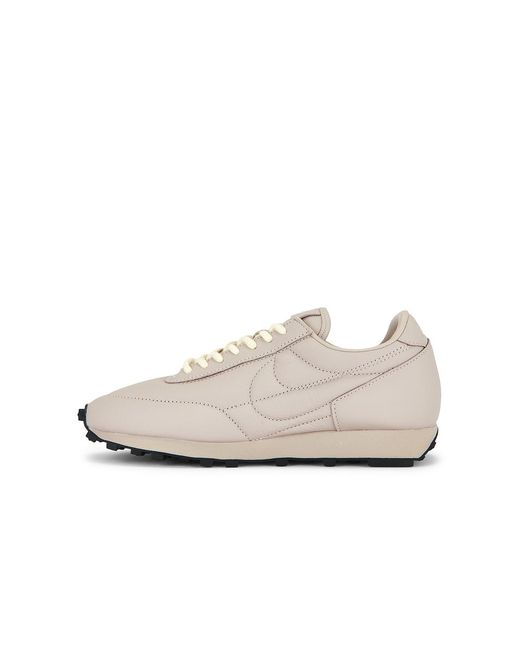 Nike White Daybreak Sp for men