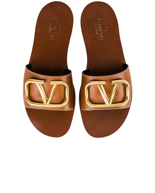 valentino v logo slides