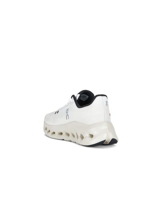On Shoes White Cloudtilt for men