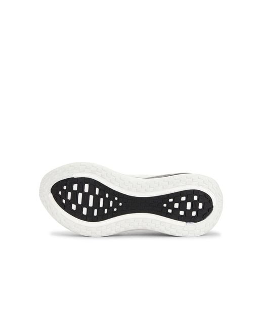 Nike White Vomero Plus for men