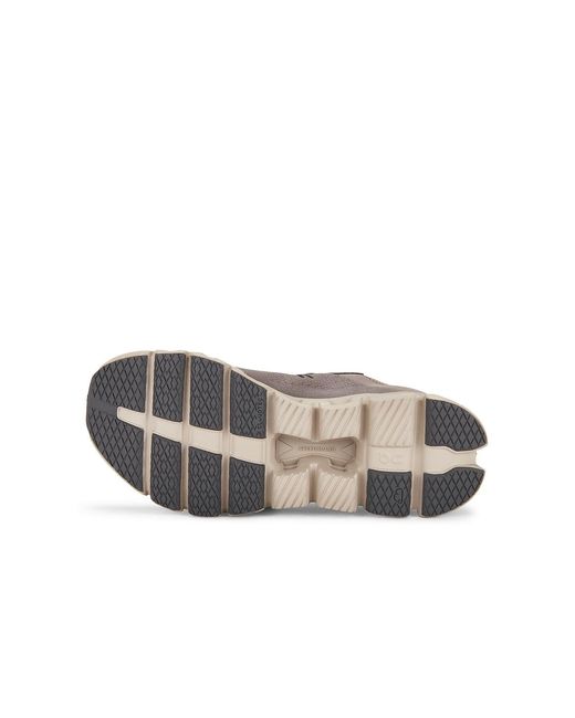 On Shoes Brown Cloud X 4 Ad for men