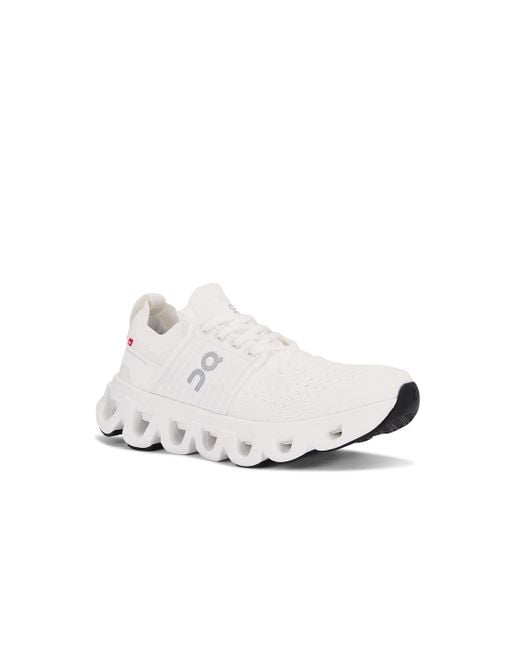 On Shoes White Cloudswift 4 Sneaker