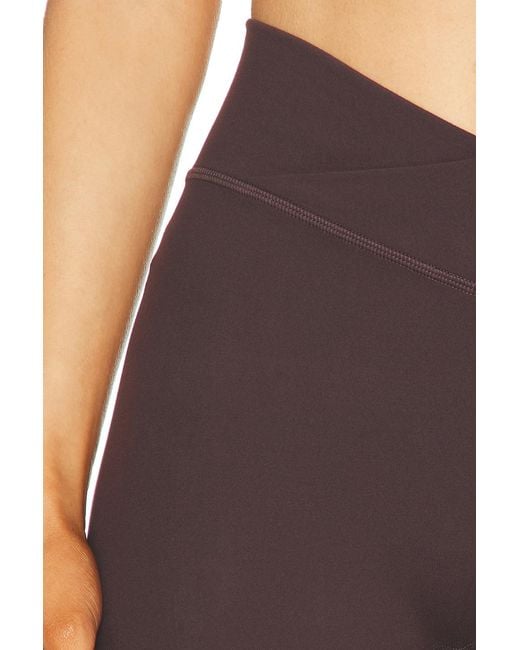 437 Brown The V Legging