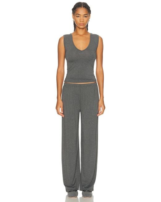 Kye Black Recline Shell Top