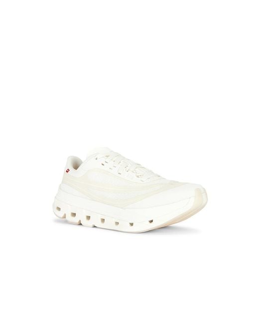 On Shoes White Cloudflow 5 Ad Sneaker