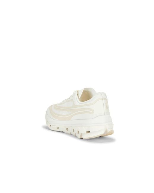 On Shoes White Cloudflow 5 Ad for men