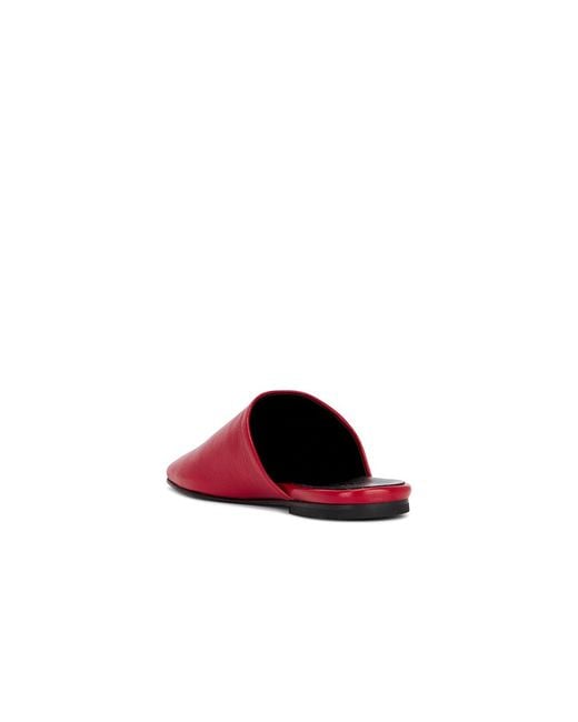 Jude Red Floor Slide