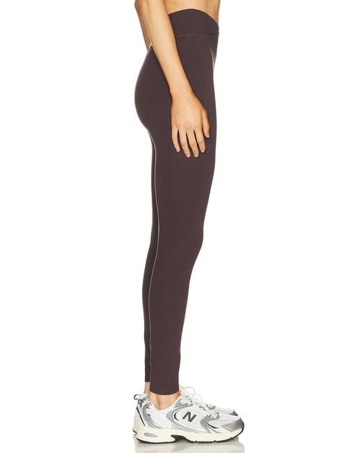 437 Brown The V Legging
