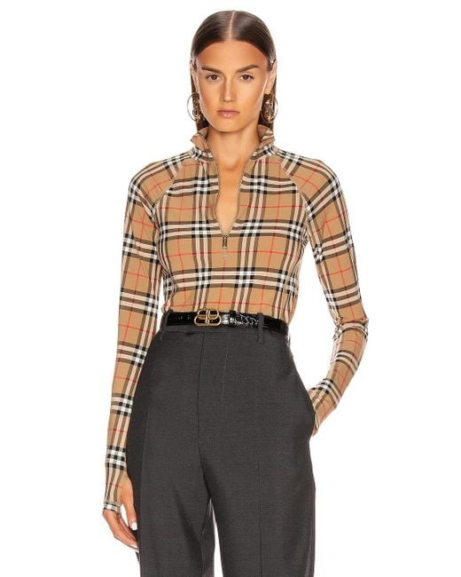 Introducir 61+ imagen burberry tops women - Abzlocal.mx