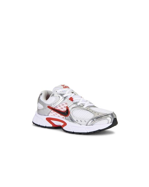 Nike White V5 Runner Sneaker