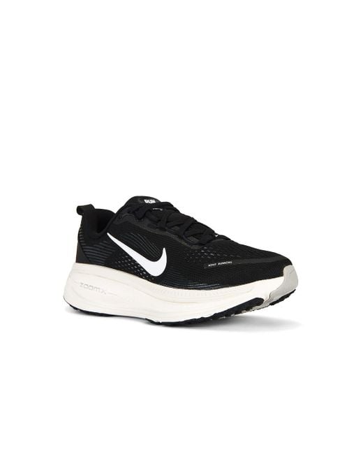 Nike Black Vomero 18 Sneaker