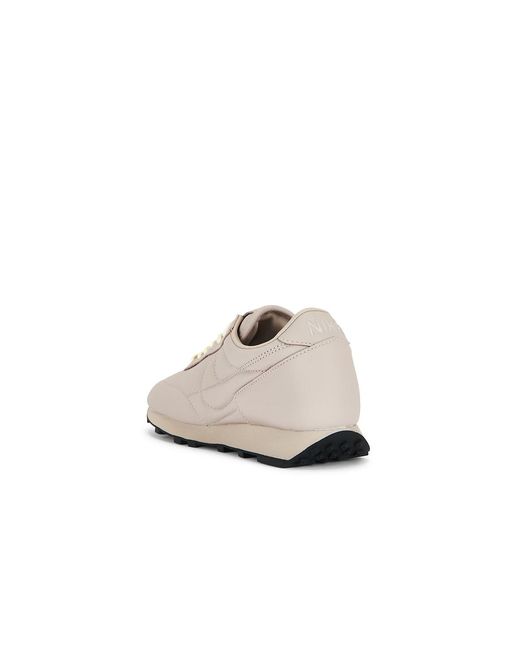 Nike White Daybreak Sp for men