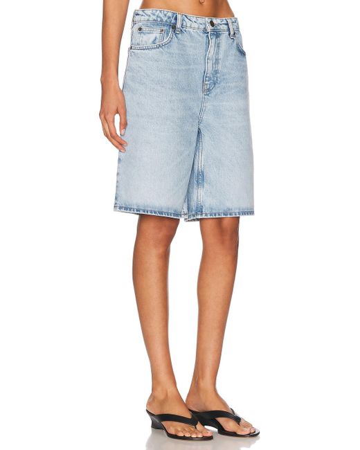 Skall Studio Blue Wilson Short