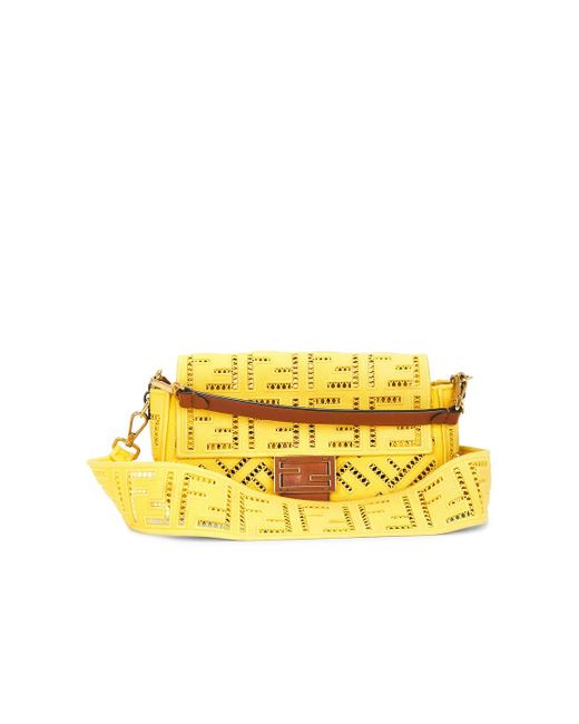 BAGUETTE WITH FF MOTIF 27 IN DE YORK GREEN SOFT LAMBSKIN GOLD HARDWARE