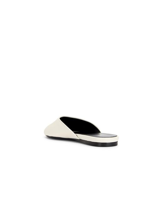 Jude White Date Flat