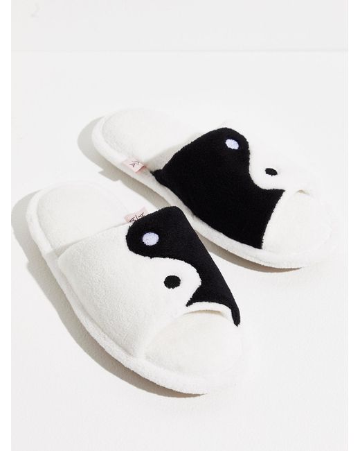 yin yang slippers