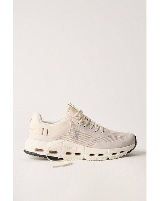 On Shoes White Cloudnova Form 2 Tt Trainers Shoe