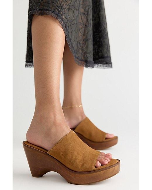 Free People Natural Cha Cha Clogs