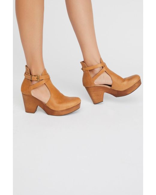 Lyst Free People Cedar Clog By Fp Collection Lyst Free People Cedar Clog By Fp Collection