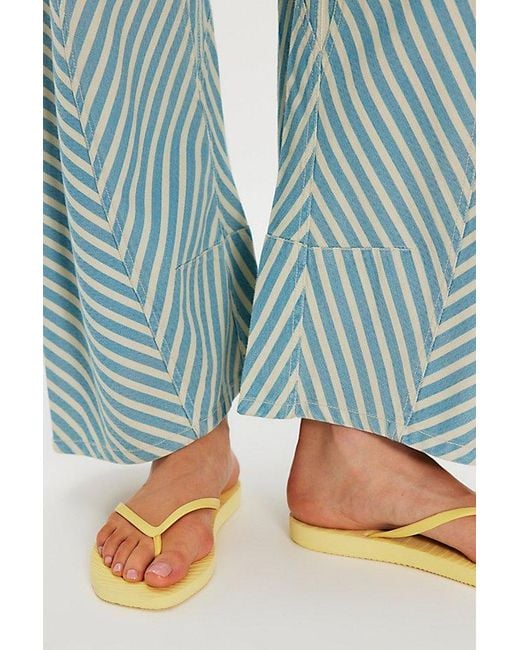 Sleeper Multicolor Tapered Flip Flops