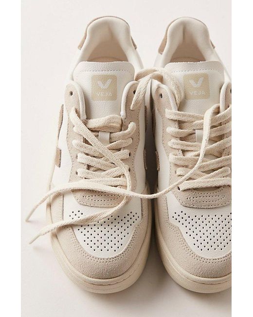 Veja Natural V-90 Trainers Shoe