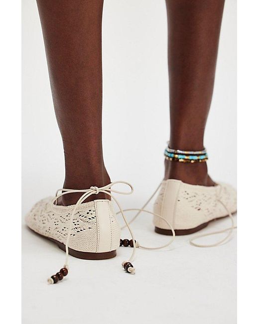 バレエシューズ ROSEMARY CROCHET Alohas Rosemary Crochet Wrap Flats By in Natural | Lyst