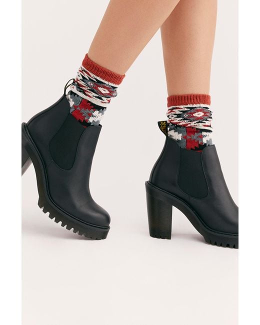 dr marten heeled chelsea boots