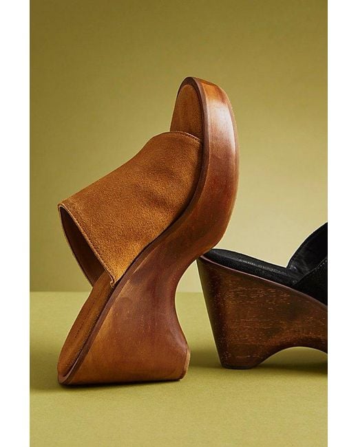 Free People Natural Cha Cha Clogs