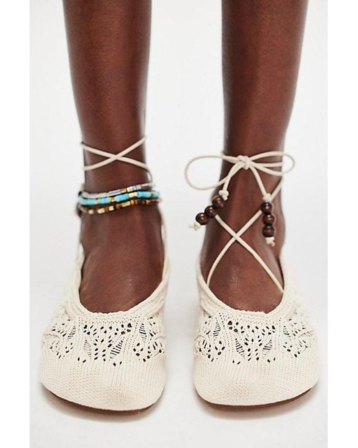 バレエシューズ ROSEMARY CROCHET Alohas Rosemary Crochet Wrap Flats By in Natural | Lyst