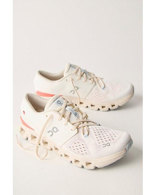 On Shoes Red Cloud X 4 Sneakers