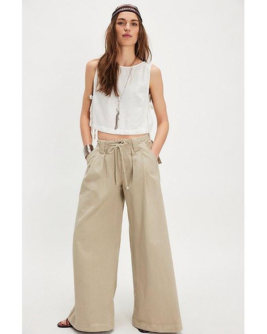 パンツ Embroidery Trousers by Julien Villevoye LIDNM（リドム）の「Embroidery Trousers by Julien Villevoye