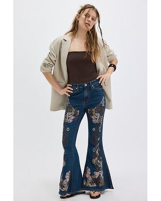 Wrangler Blue X Lainey Wilson Wildflower Embroidered Jeans
