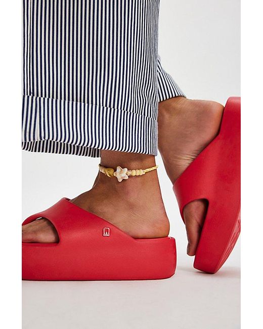 Melissa Red Free Platform Thong Sandals