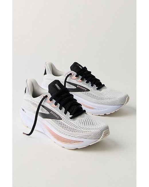 Brooks Black Ghost 17 Trainers Shoe