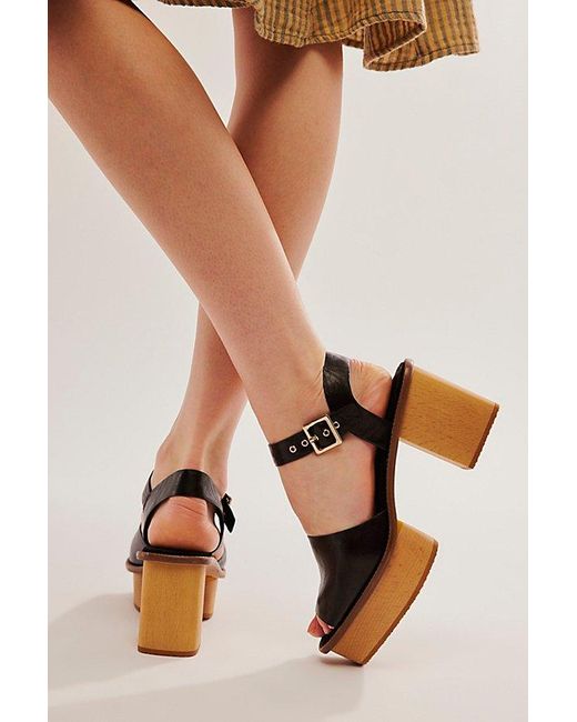 Kelsi Dagger Brooklyn Natural Totally Groovy Clogs