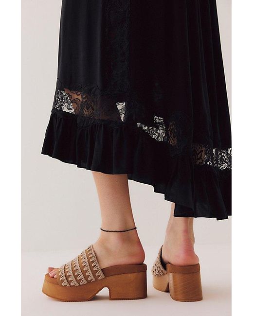 Mou Black Stitches Clogs