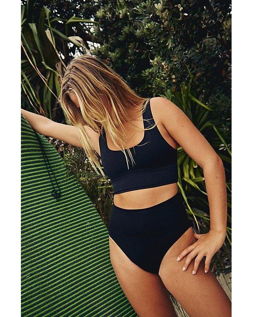 It's Now Cool Green The Contour Crop Surf Top