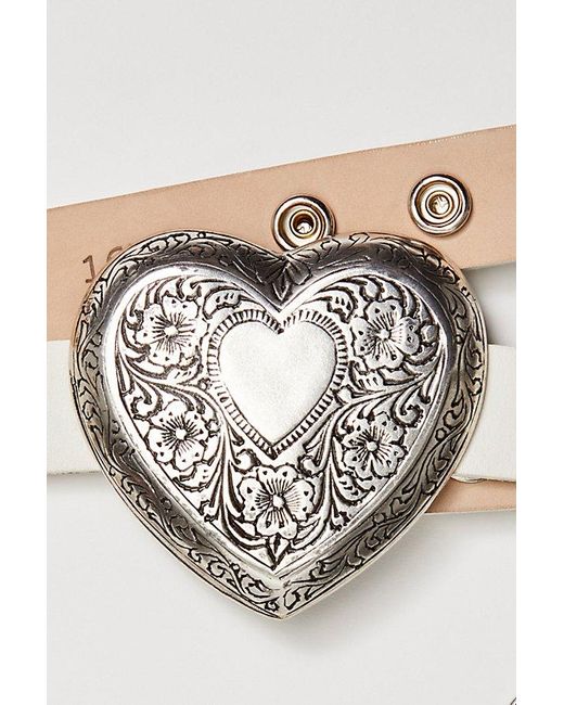 Streets Ahead Queen Of Hearts Belt in Metallic | Lyst