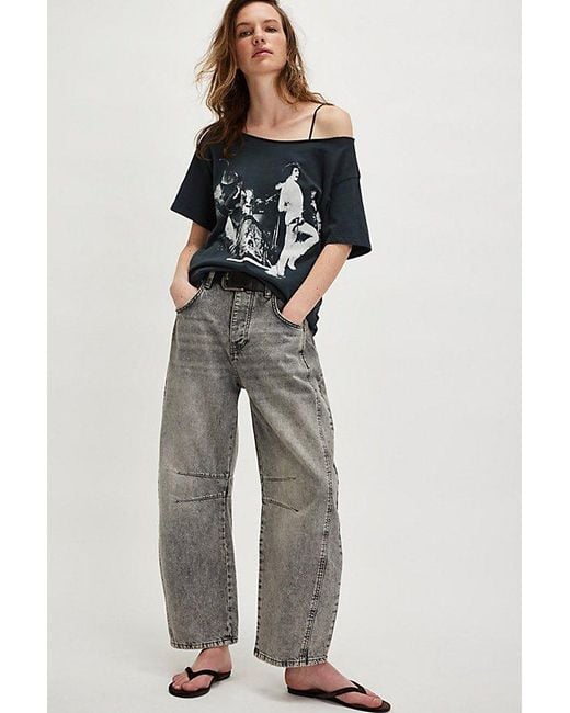 Daydreamer Black Queen 1975 Off-The-Shoulder Tee By
