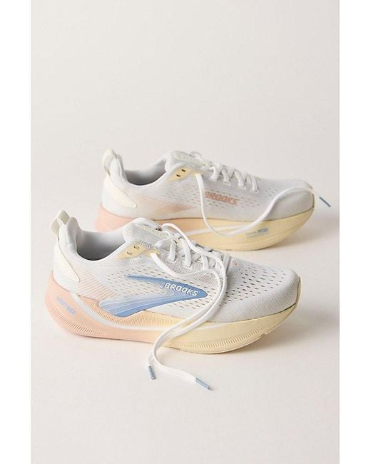 Brooks Multicolor Ghost Max 4 Sneakers