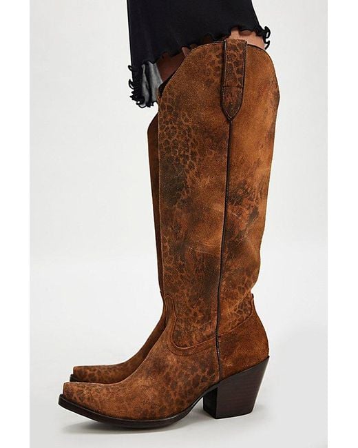 Ariat Brown Casanova Western Boots