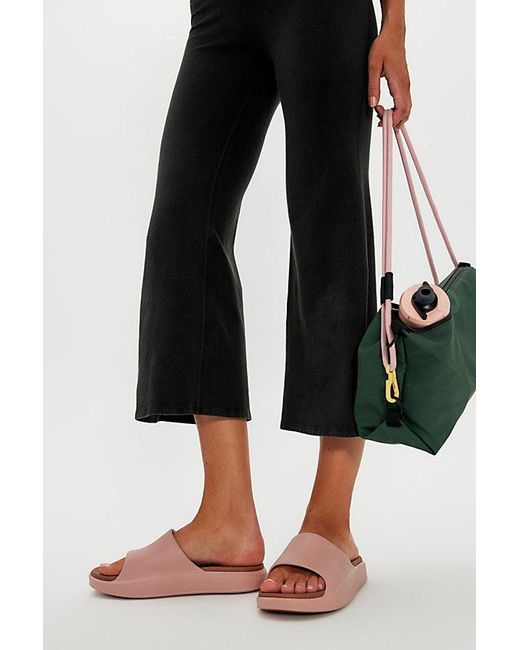 P448 Black Riviera Slide Sandals And Zip Cooler