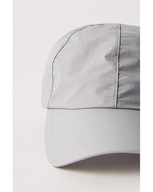 On Shoes Gray Cap
